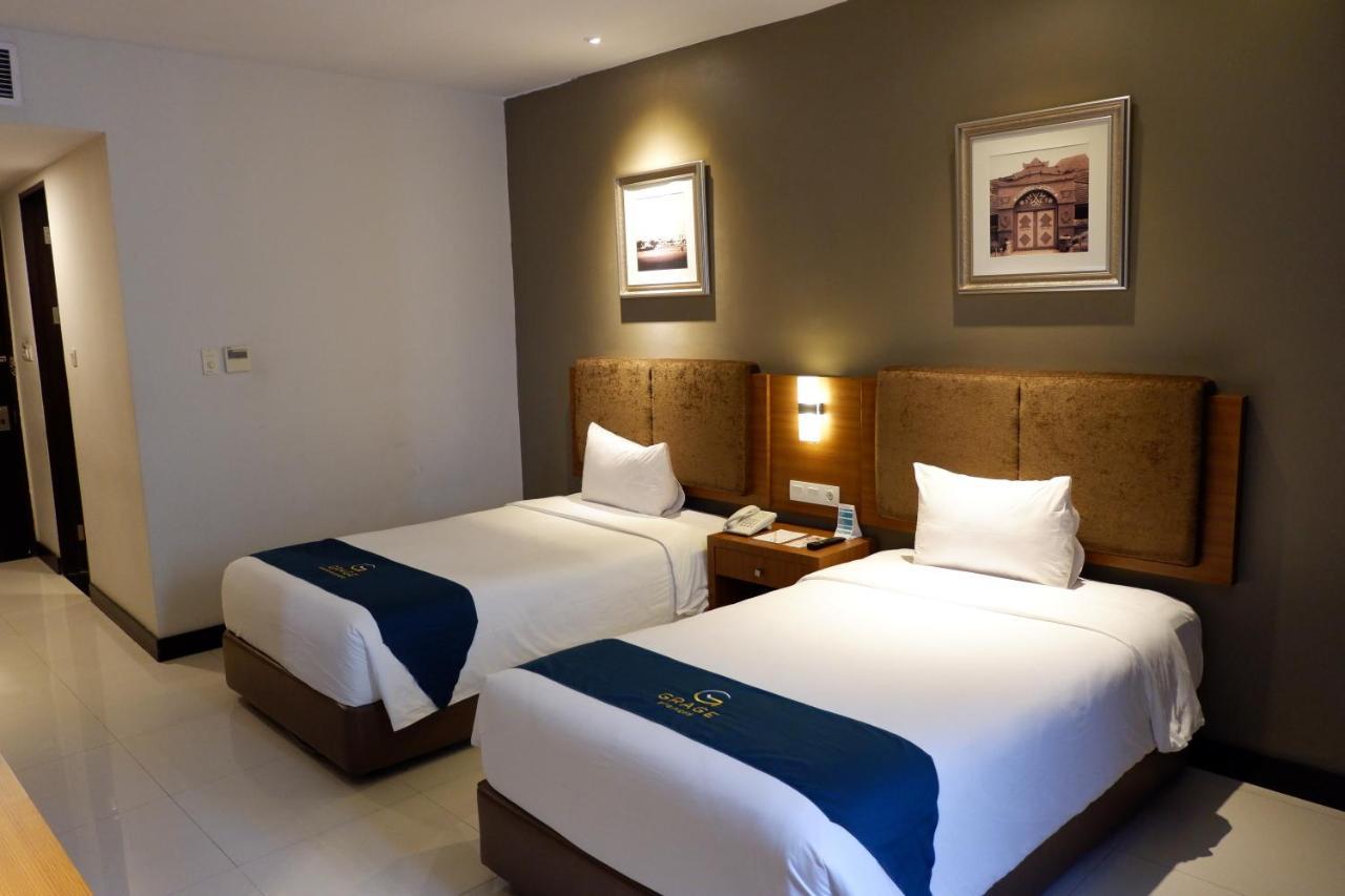 Grage Hotel Cirebon Bagian luar foto